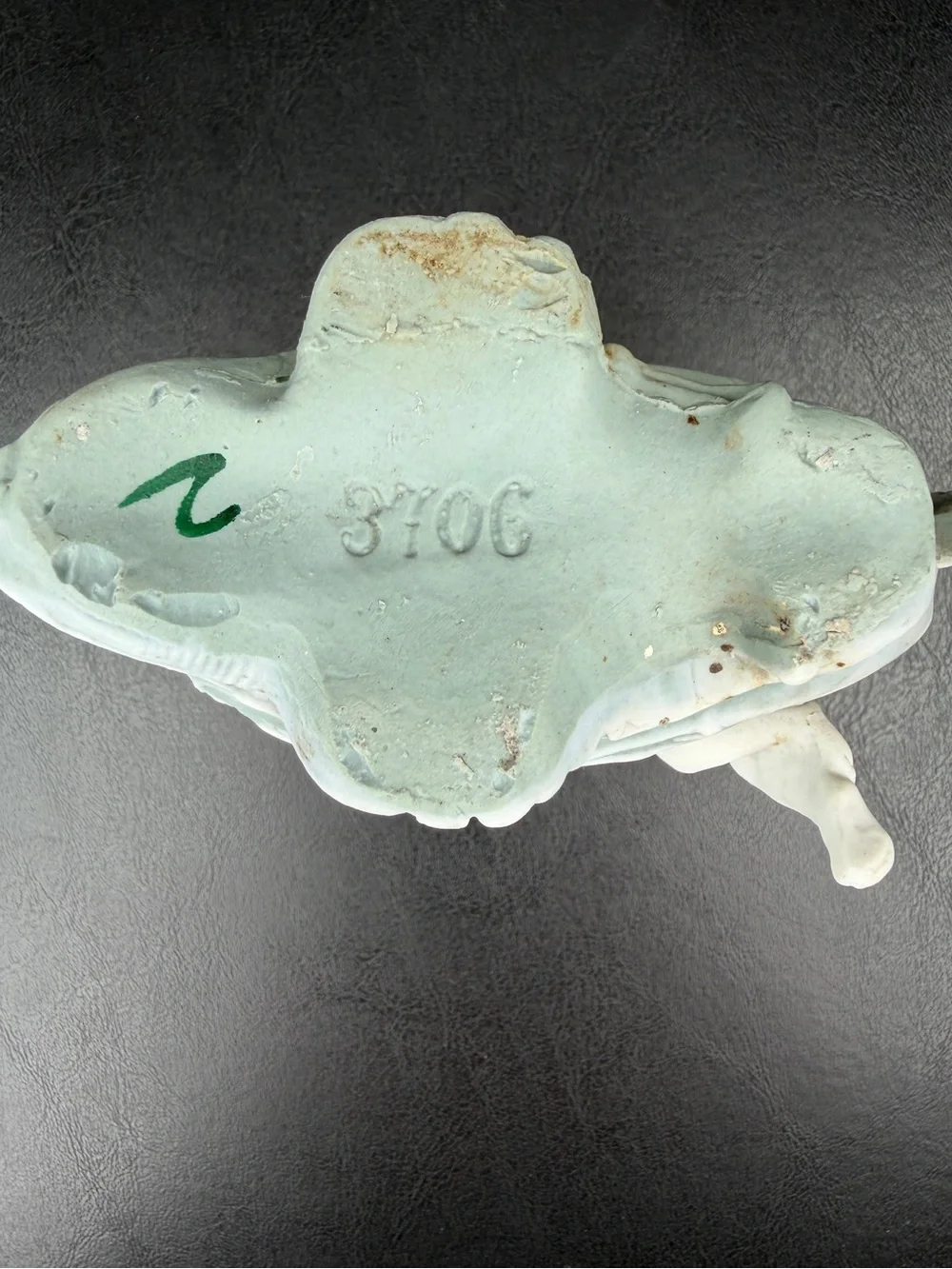 VINTAGE Rococo Cherub Bisque Vase